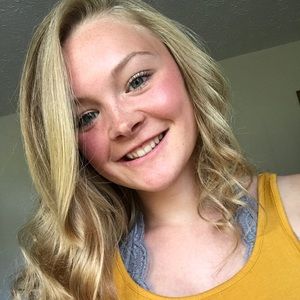 Meet your Posher, Jenifer